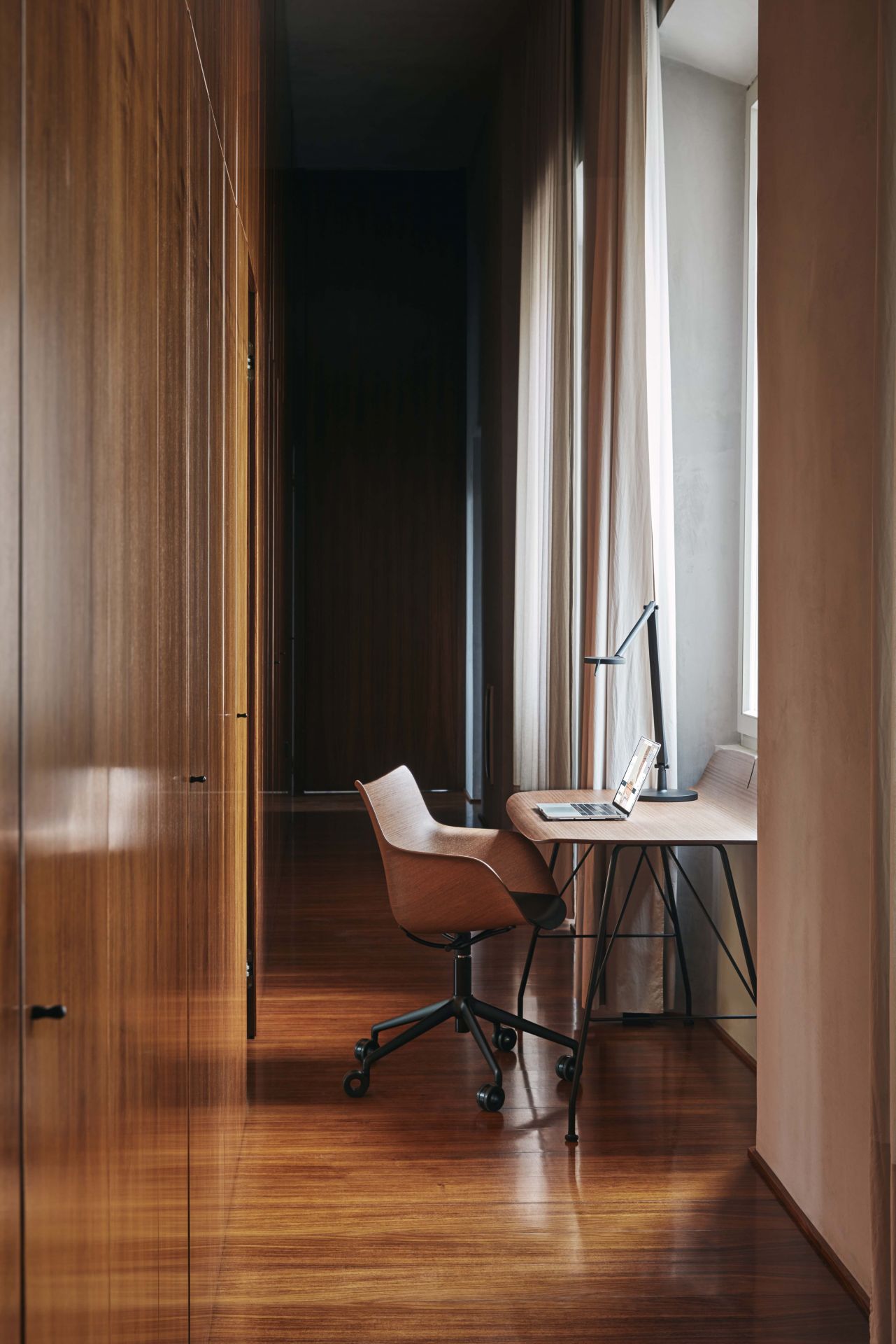Q/Wood Swivel Chair Kartell