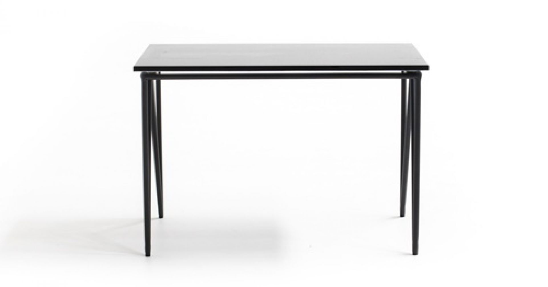AeroZeppelin table Moroso Diesel