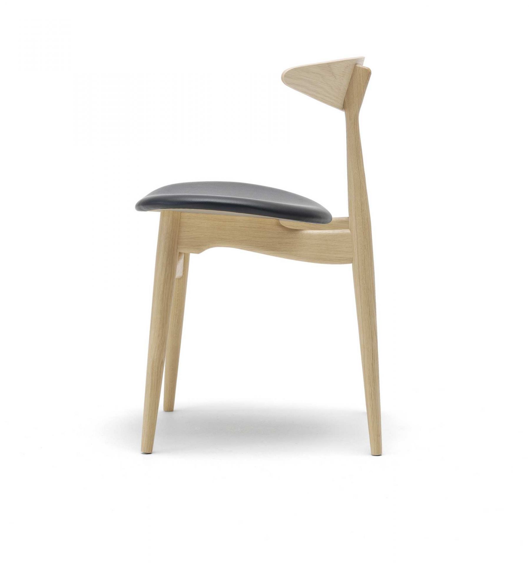 CH33P Chair upholstered Carl Hansen & Søn
