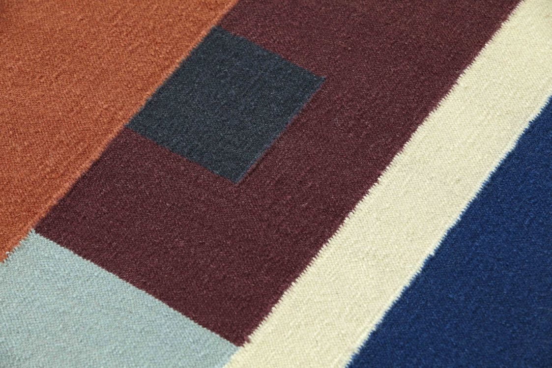 Zoe Sool Rug 220 x 300cm Gan
