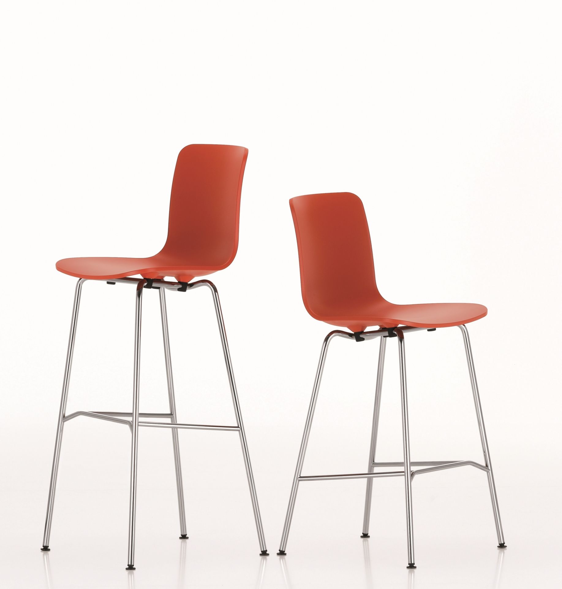 Hal RE Stool Medium Barstool Vitra
