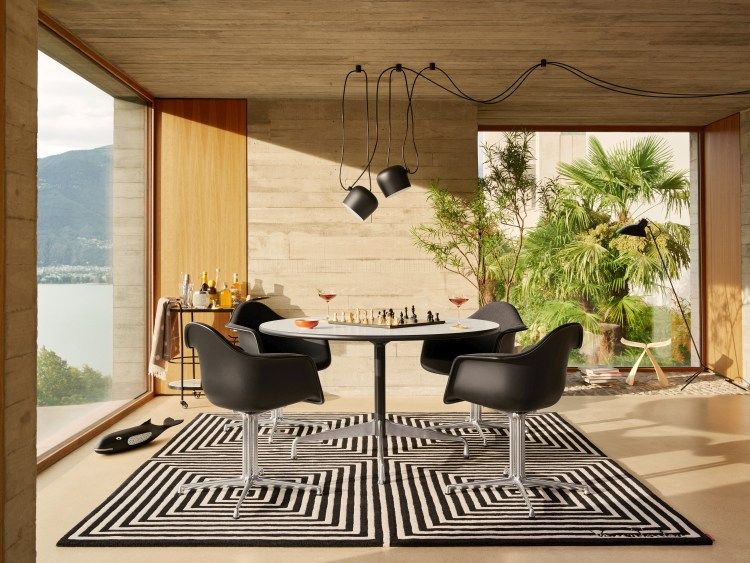 Eames House Whale Sculpture Ash Vitra NEW VERSION