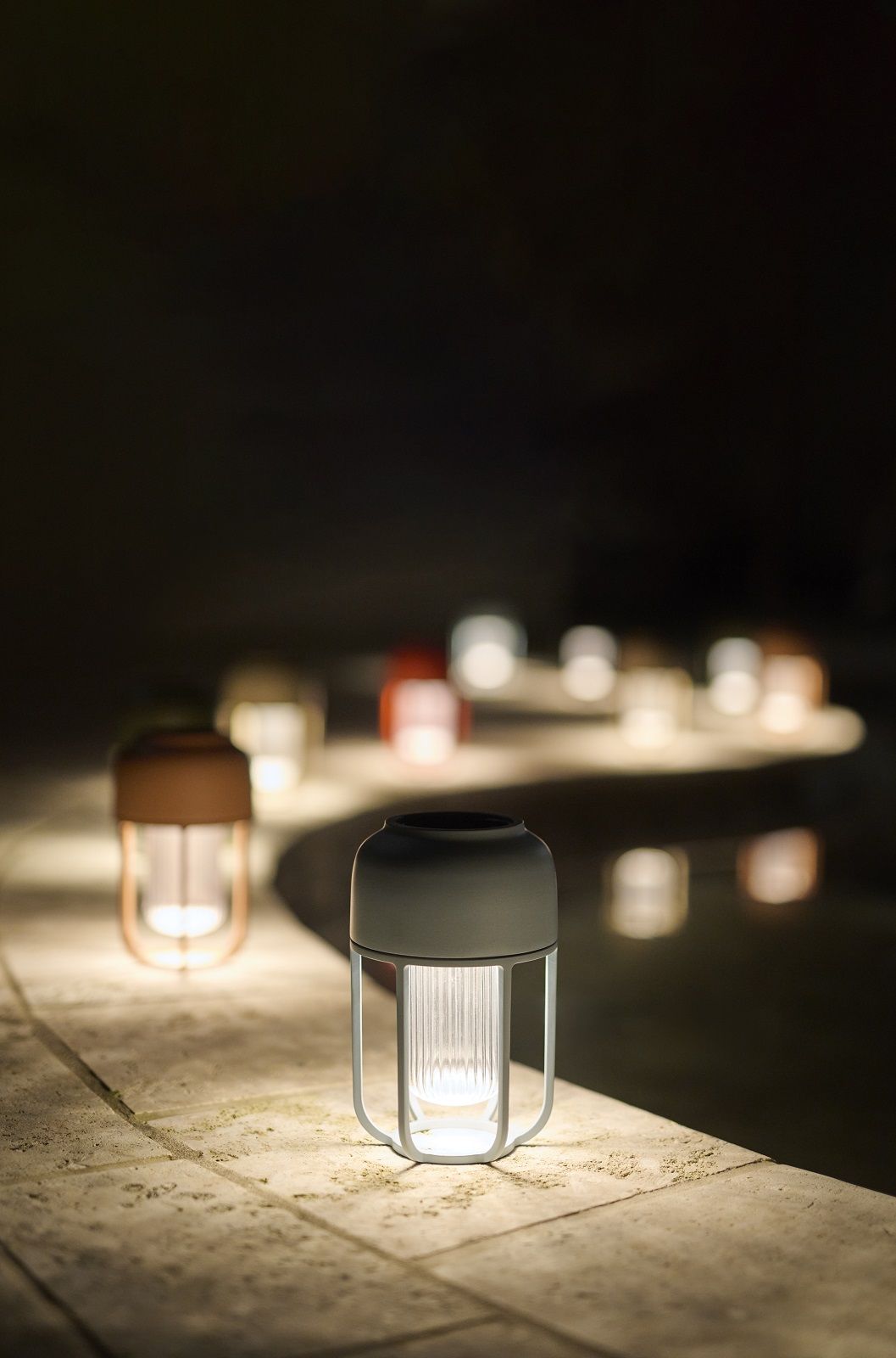 LIGHT No.1 Solar-powered lamp Indoor/Outdoor Rechargeable lamp Houe