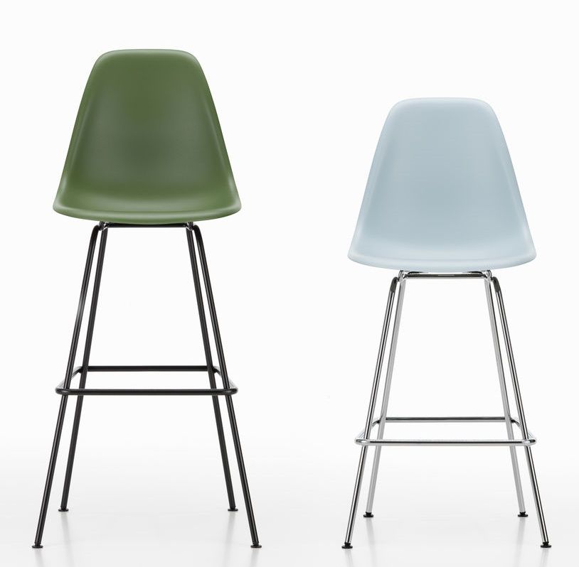 Eames Plastic Bar Stool Medium Vitra