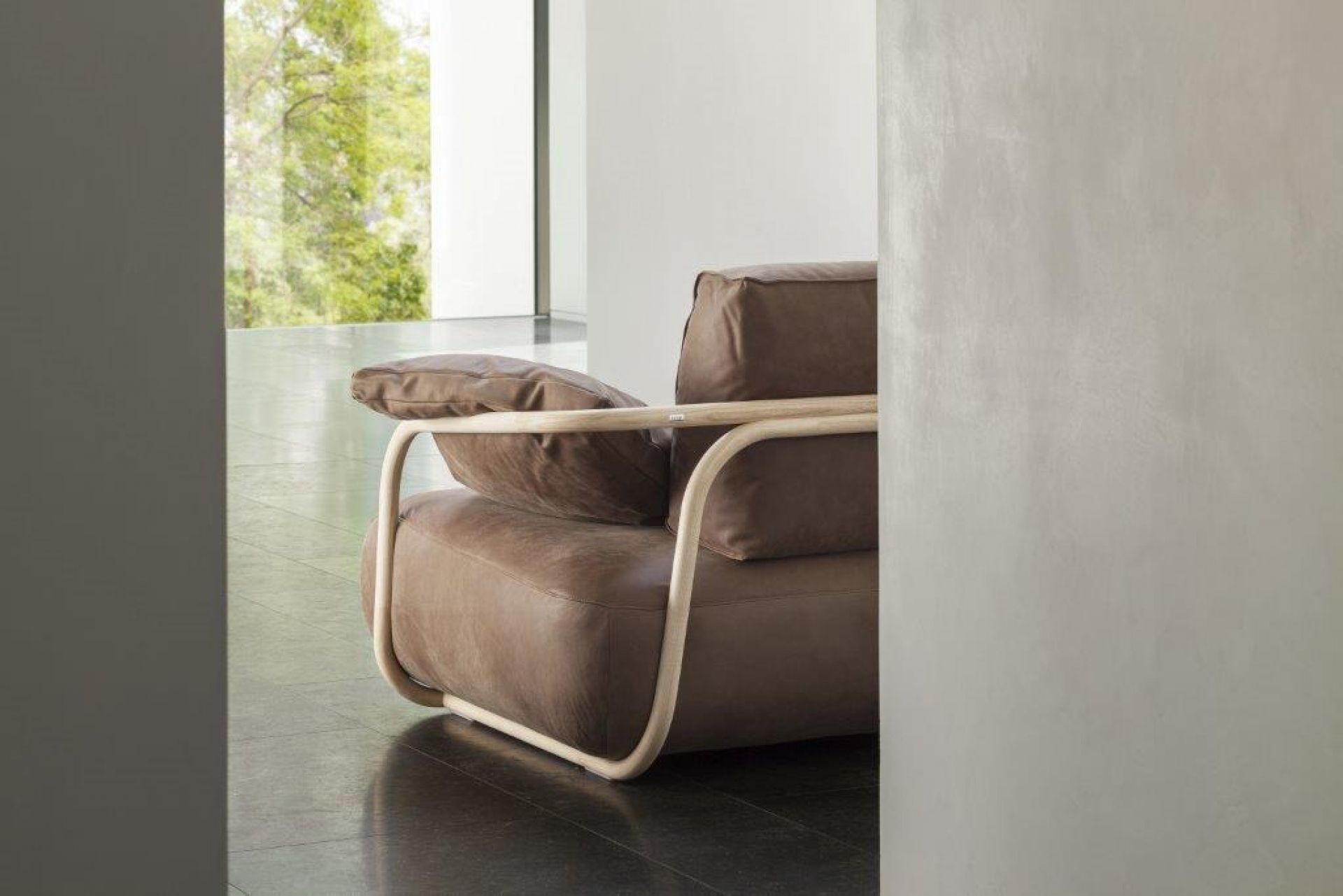 2002 bentwood sofa Thonet