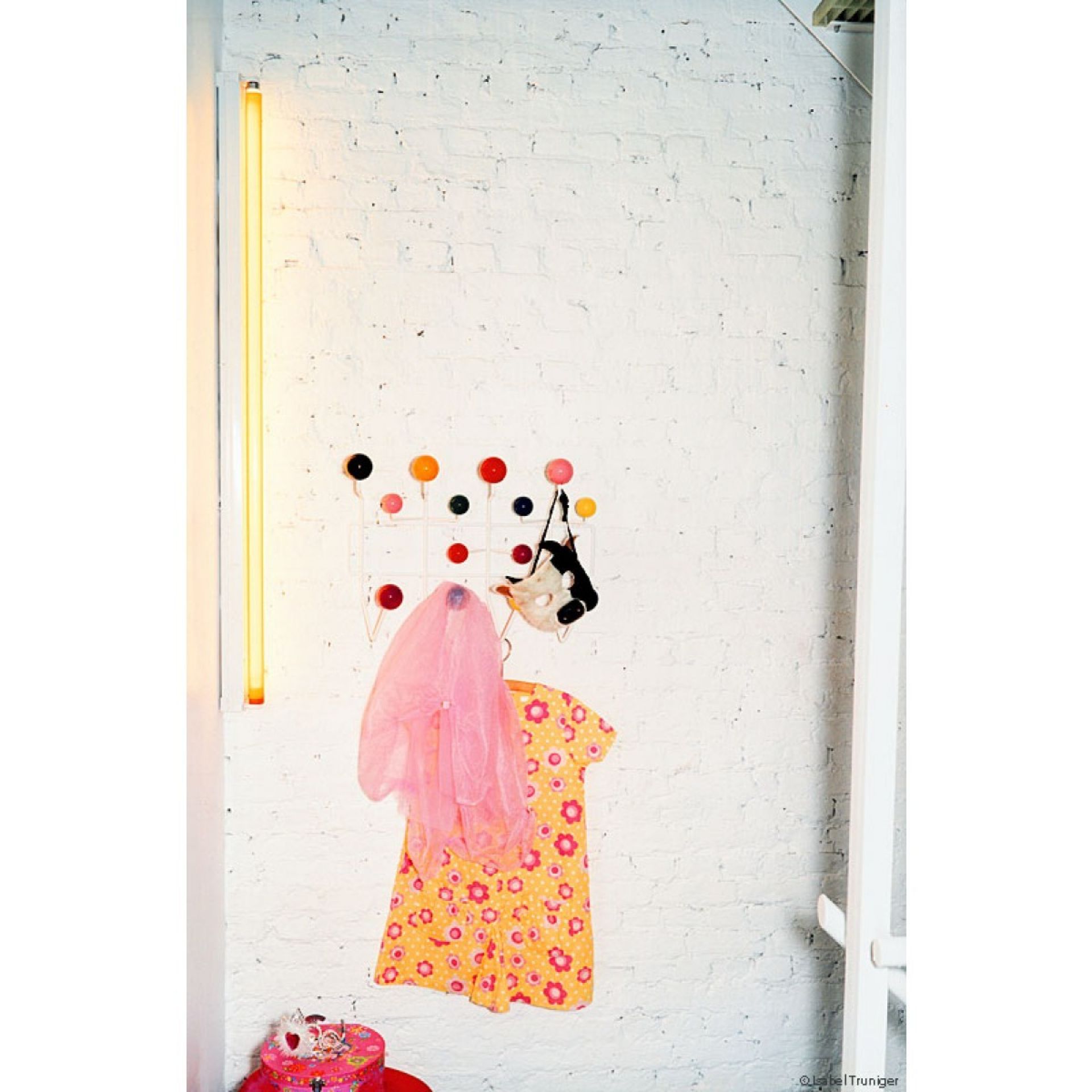 Hang it all colorful wardrobe Vitra Eames
