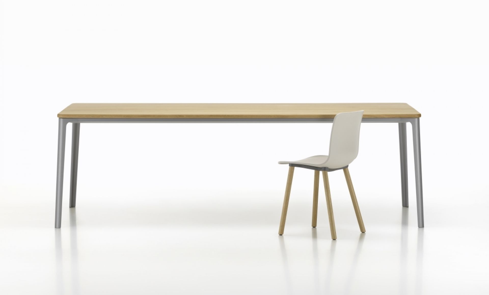 Plate Dining Table Vitra