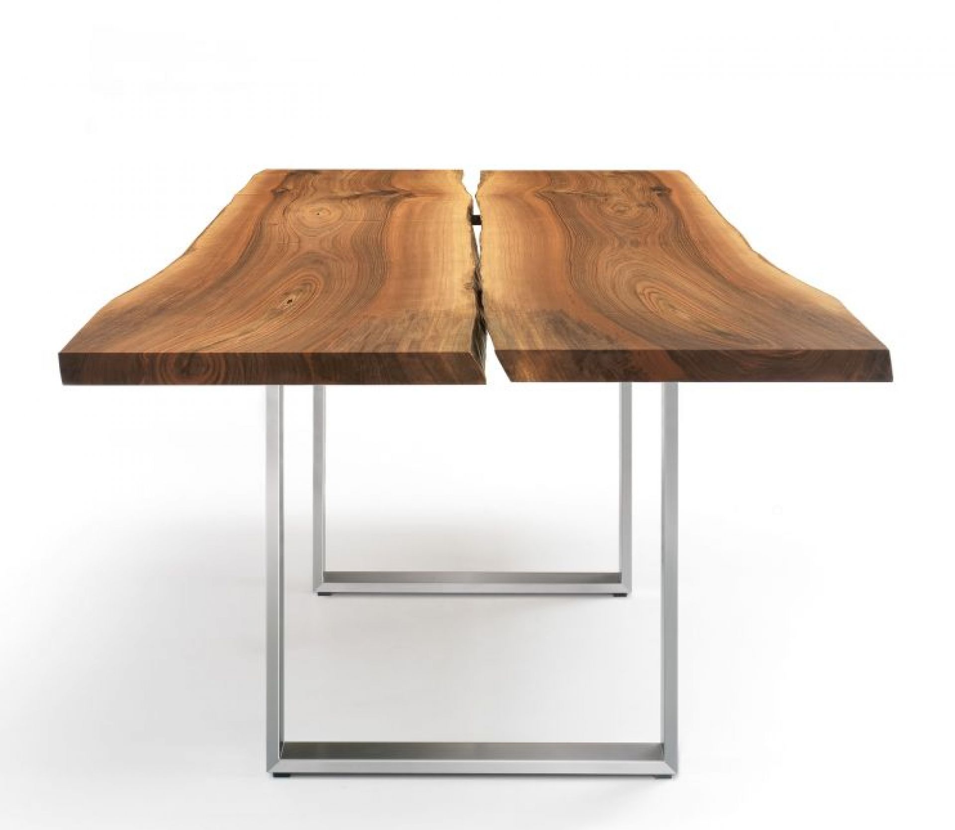 Authentic Classic Table Girsberger
