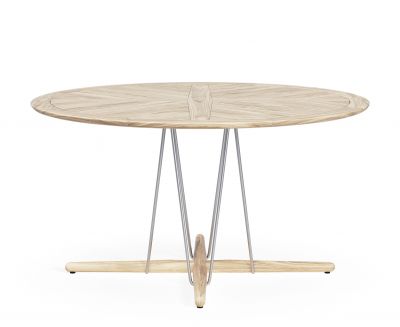 E022 Embrace Outdoor Table Ø140cm Carl Hansen & Søn