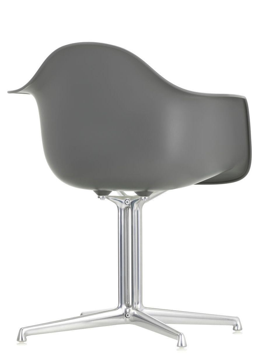 Eames Plastic Arm Chair DAL Chair Vitra