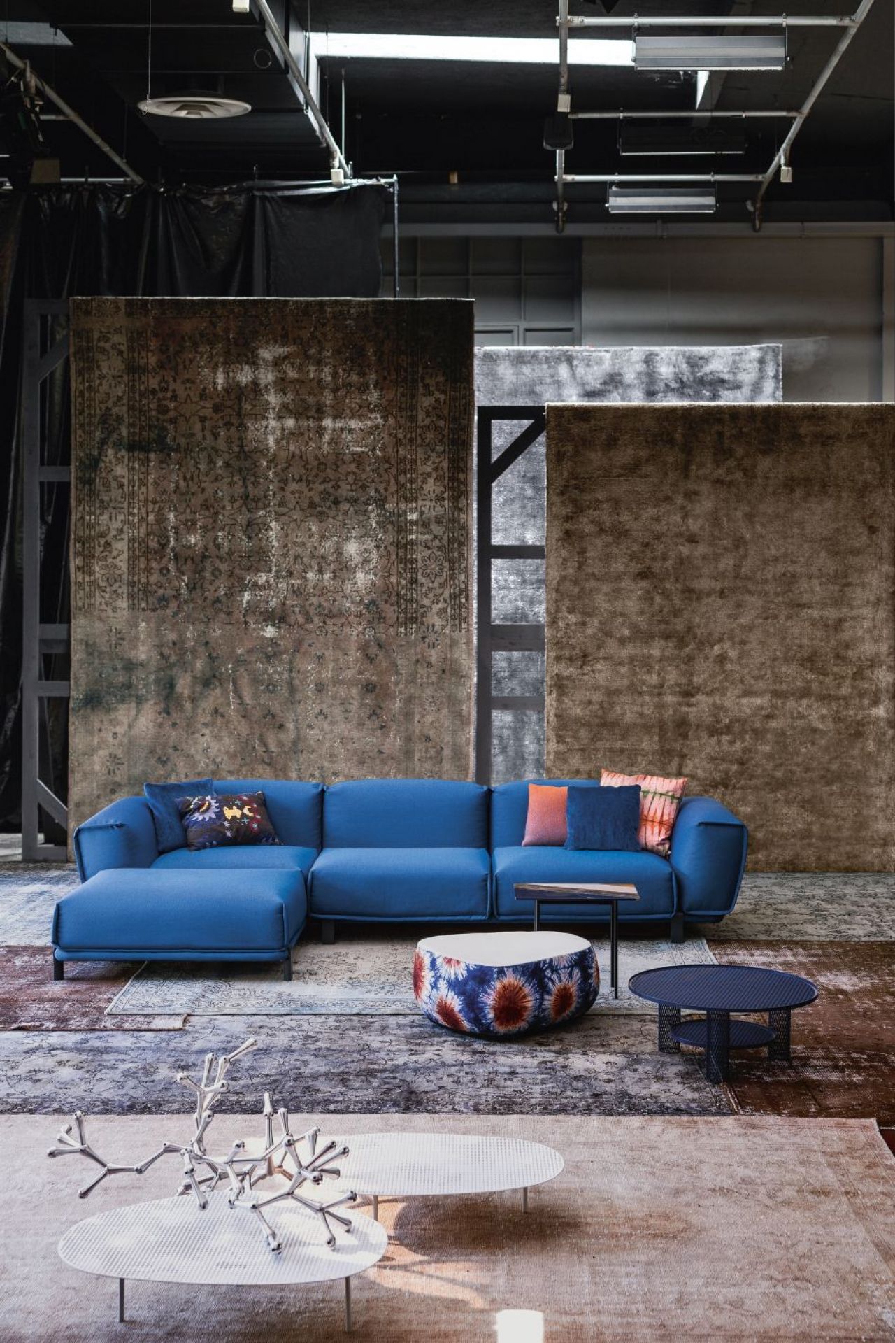 Cloud Table Moroso