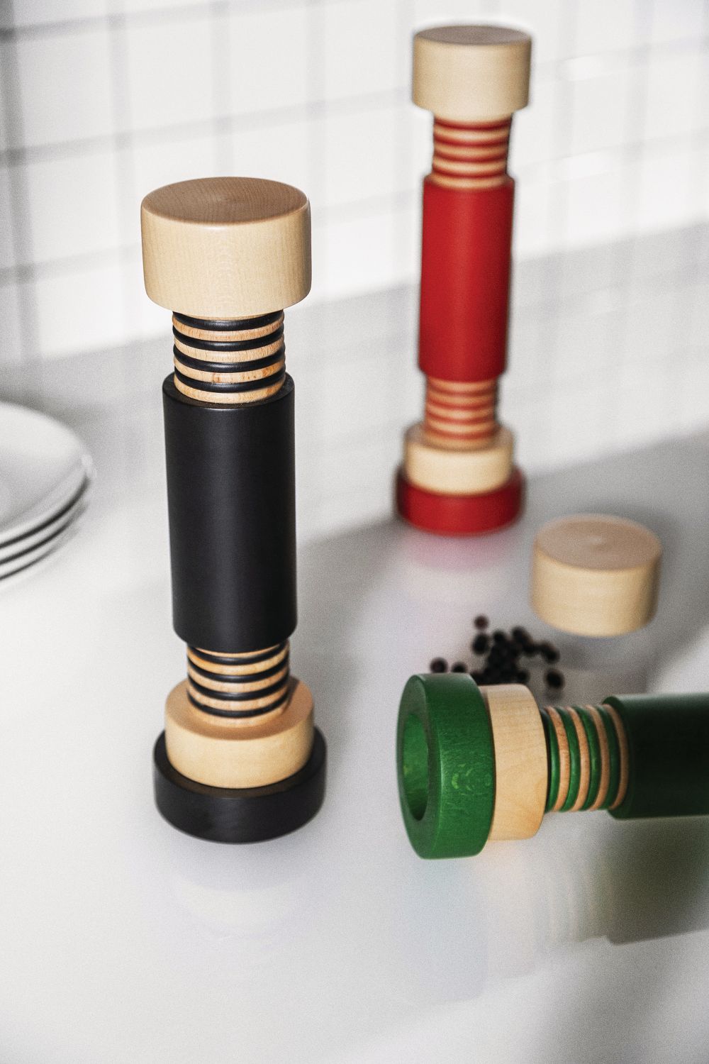 Salt/pepper and spice mill MP0215 Alessi Red