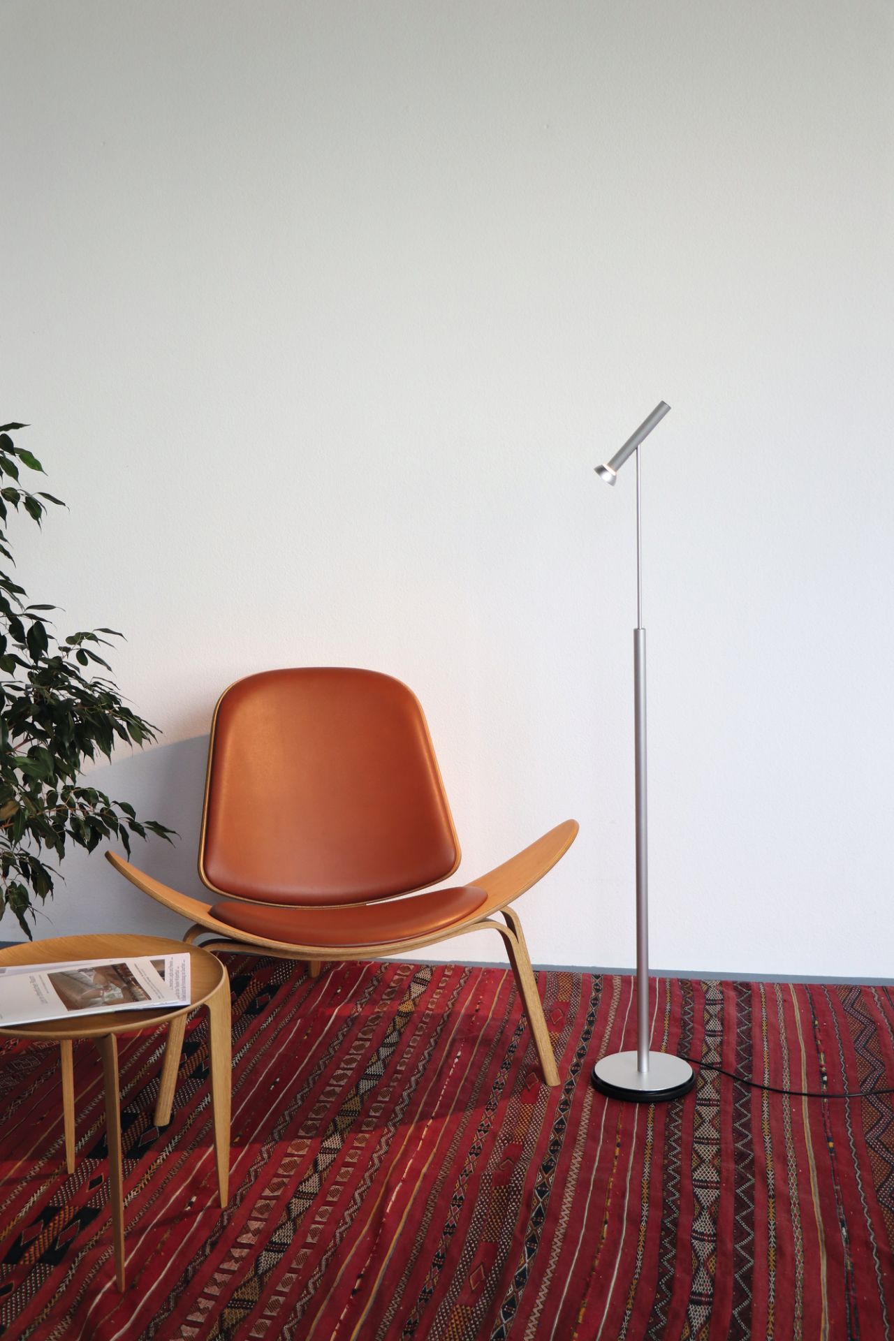 TOPOLED  S Floor Lamp Baltensweiler