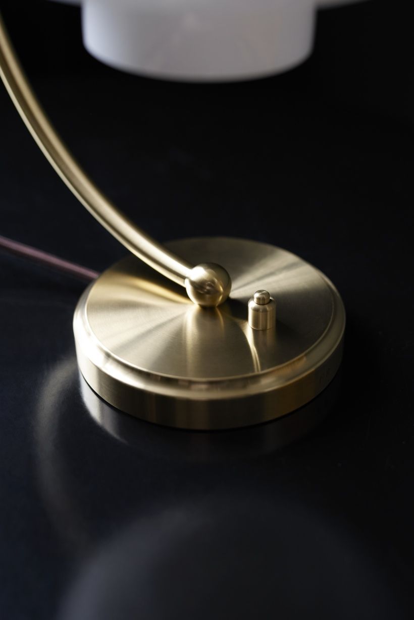 PH 2/2 Luna Table Lamp Brass / Opal Glass Louis Poulsen LIMITED EDITION