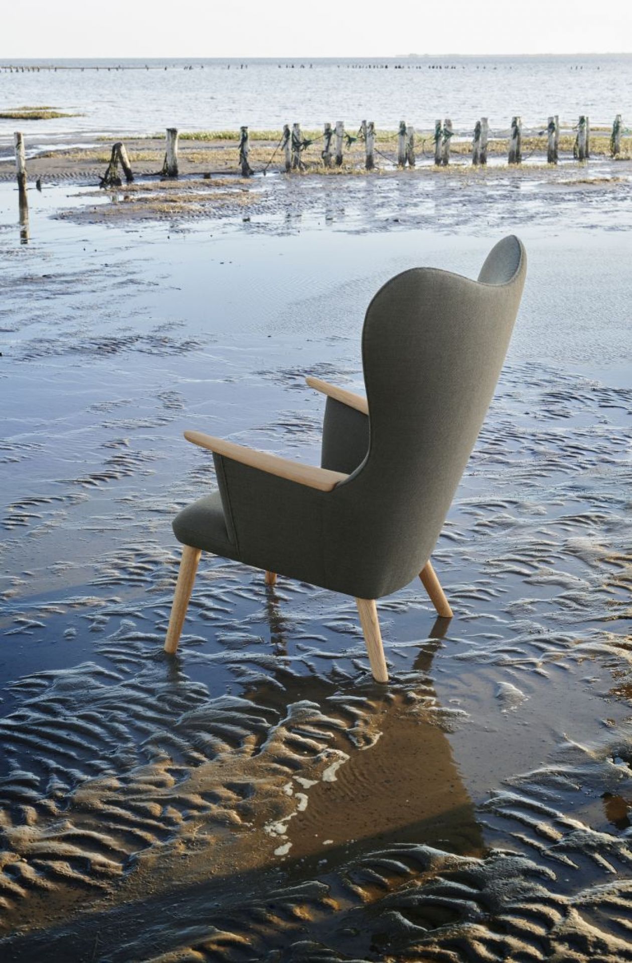 CH78 Mama Bear Lounge Chair Carl Hansen & Søn