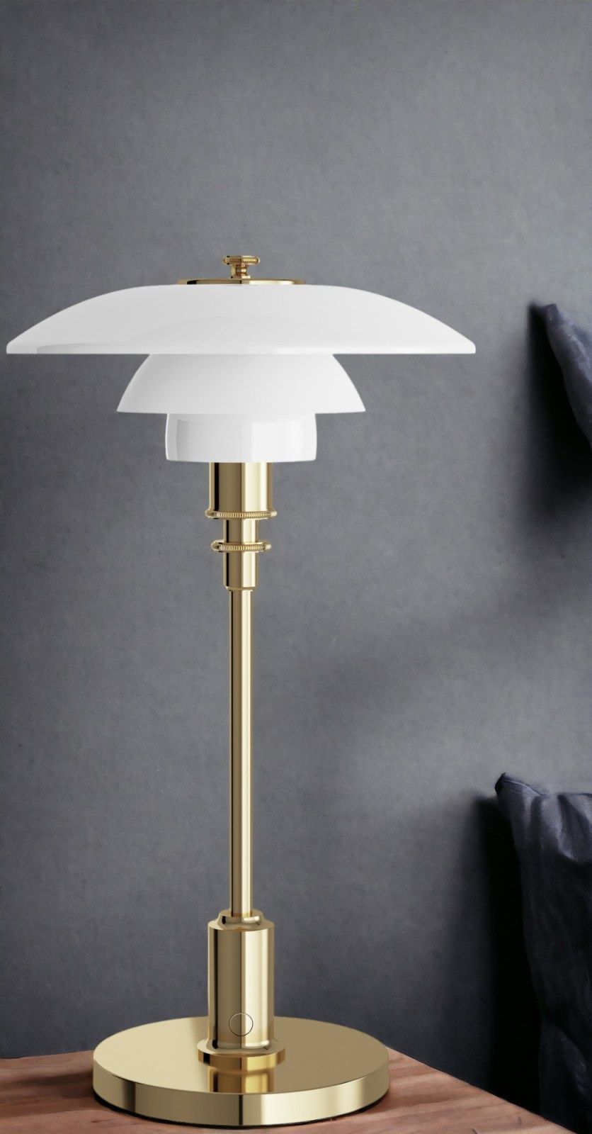 PH 2/1 Portable rechargeable lamp / table lamp Louis Poulsen Brass