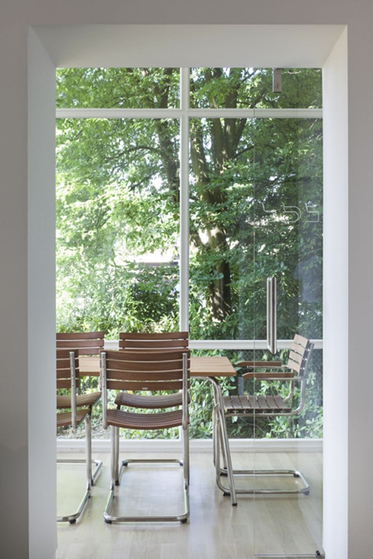 Thonet S 40 / S 40 F cantilever garden chair