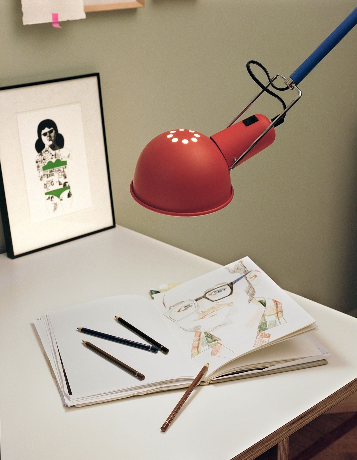 265 Small adjustable wall light Flos