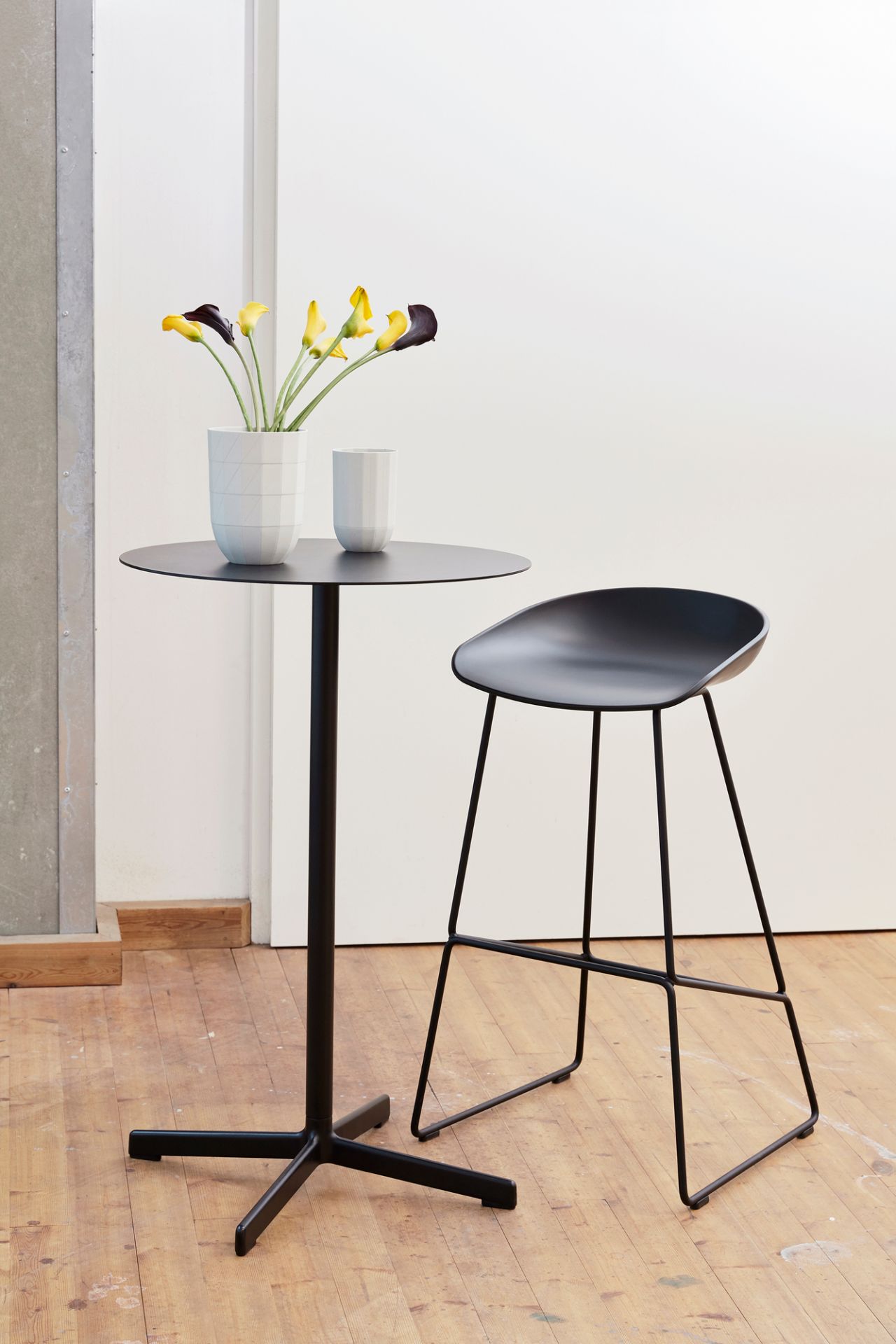 About a Stool AAS 38 / AAS38 Barstool Hay