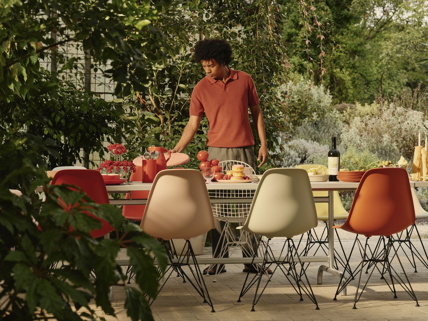 Eames Plastic Side Chair DSR Chair Vitra