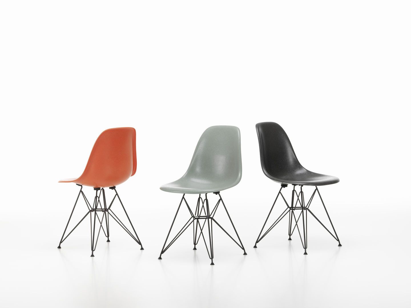 Eames Fibreglass Chair DSR Chair Vitra