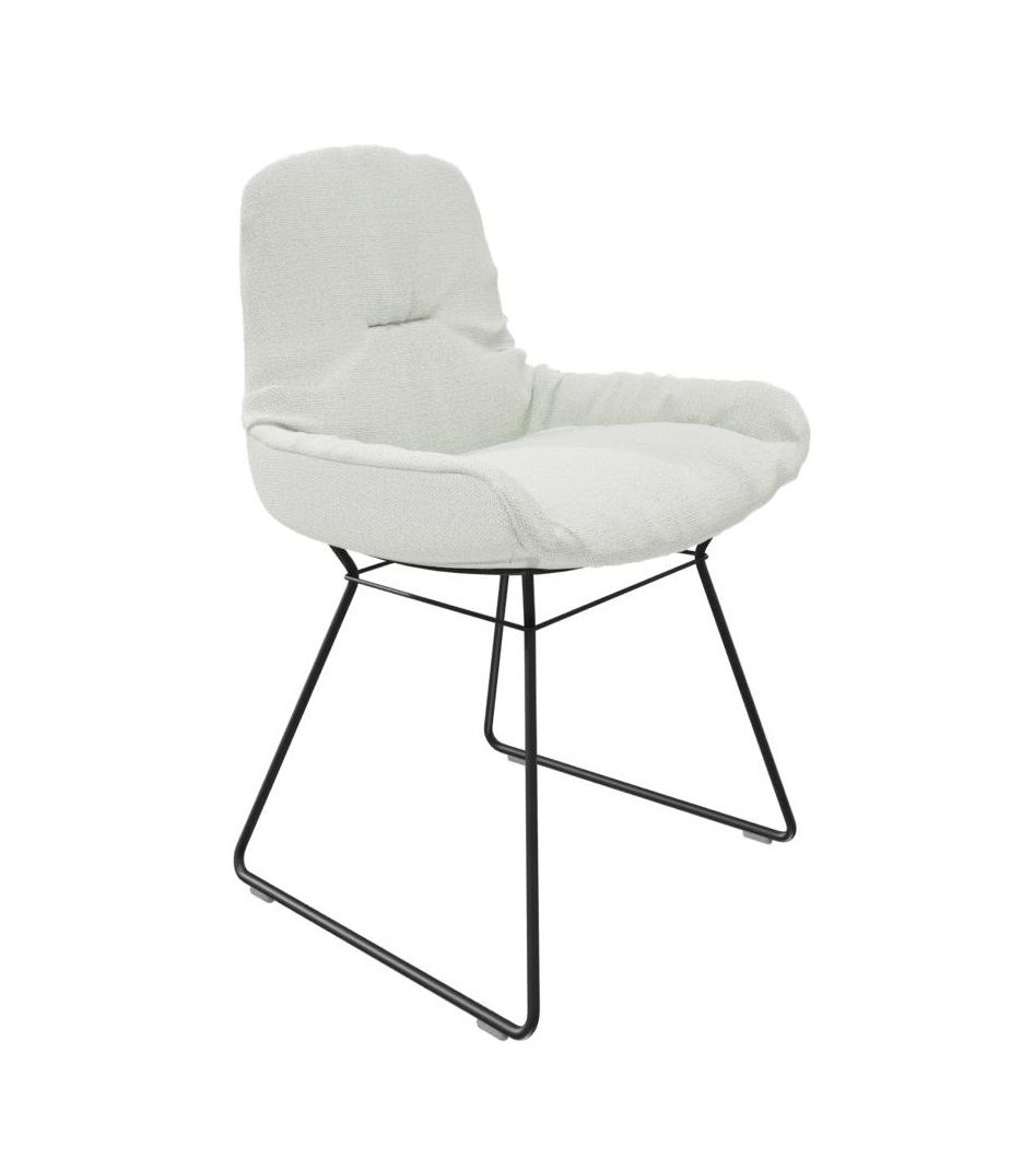 Leya chair low armrest fabric Safire Freifrau Manufaktur PREFERENCE COMBINATION