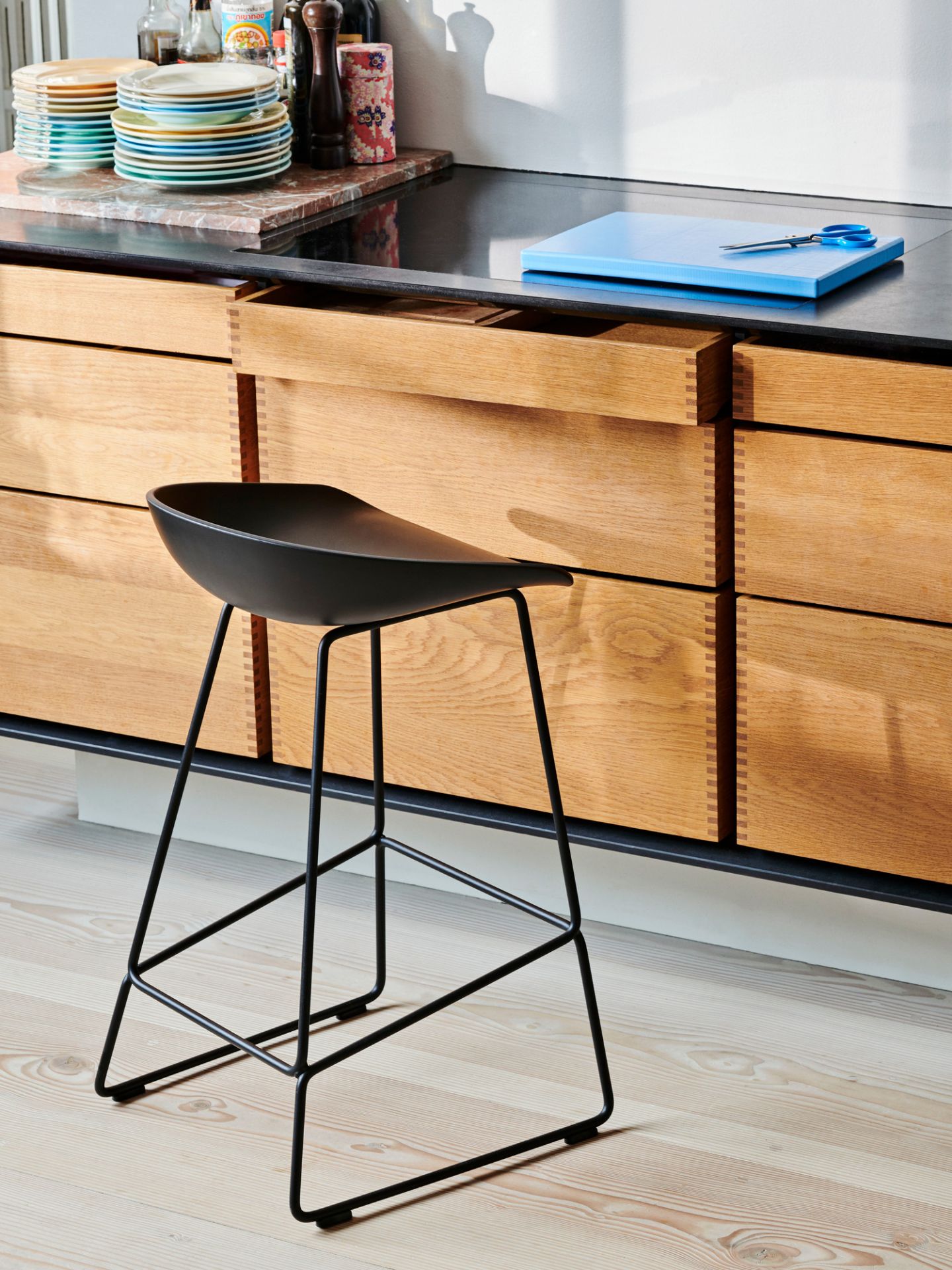 About a Stool AAS 38 / AAS38 Barstool Hay