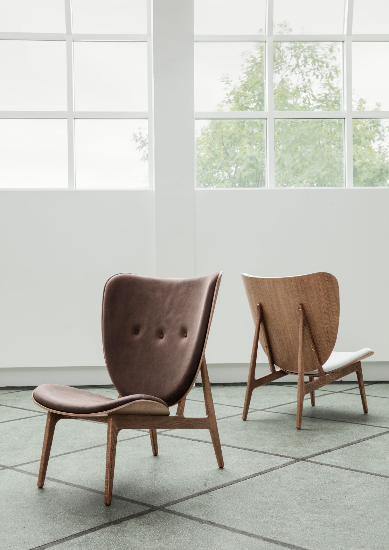 Elephant Lounge Armchair Natural Oak / Leather Dunes Camel