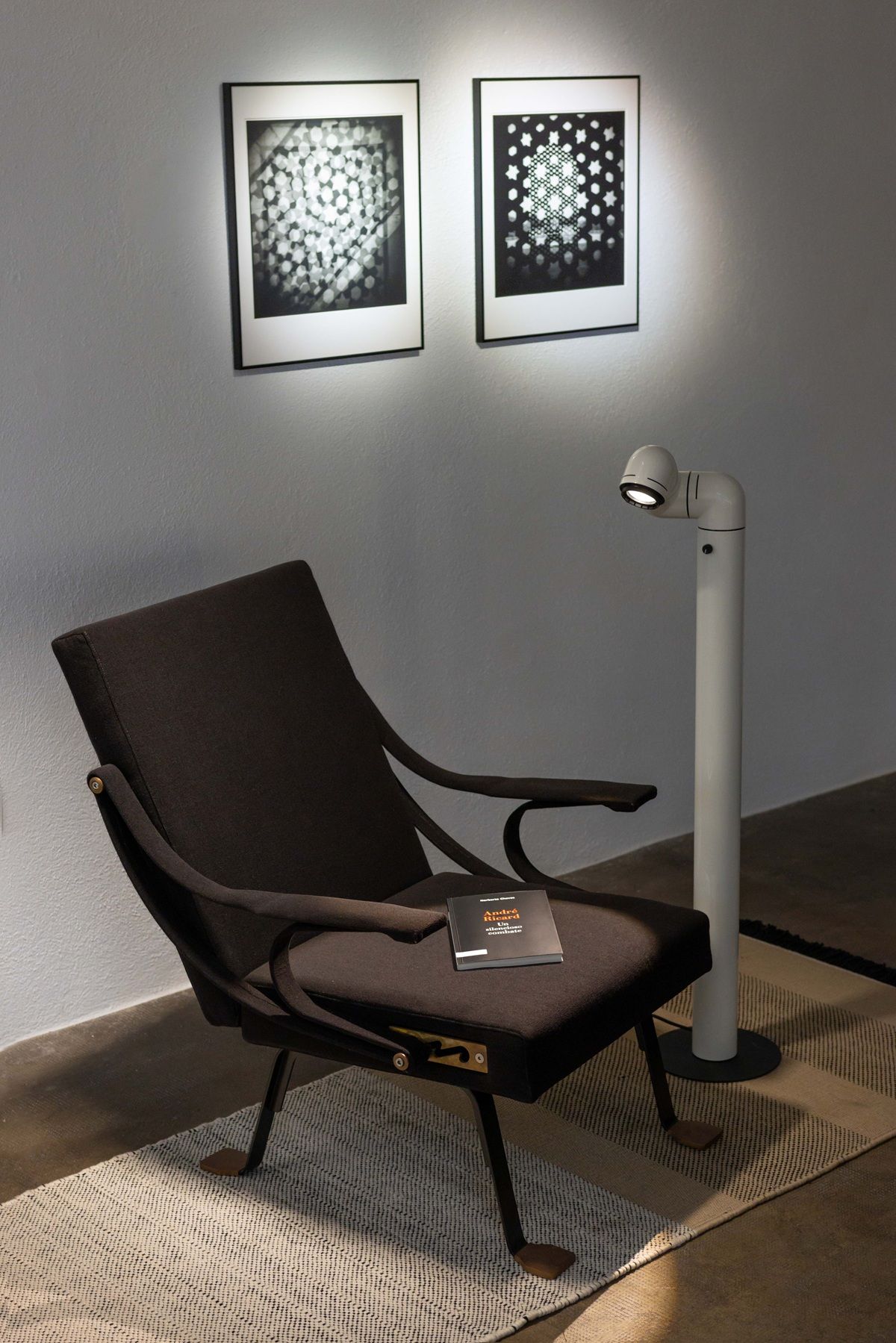Tatu Alta Floor Lamp by Santa & Cole