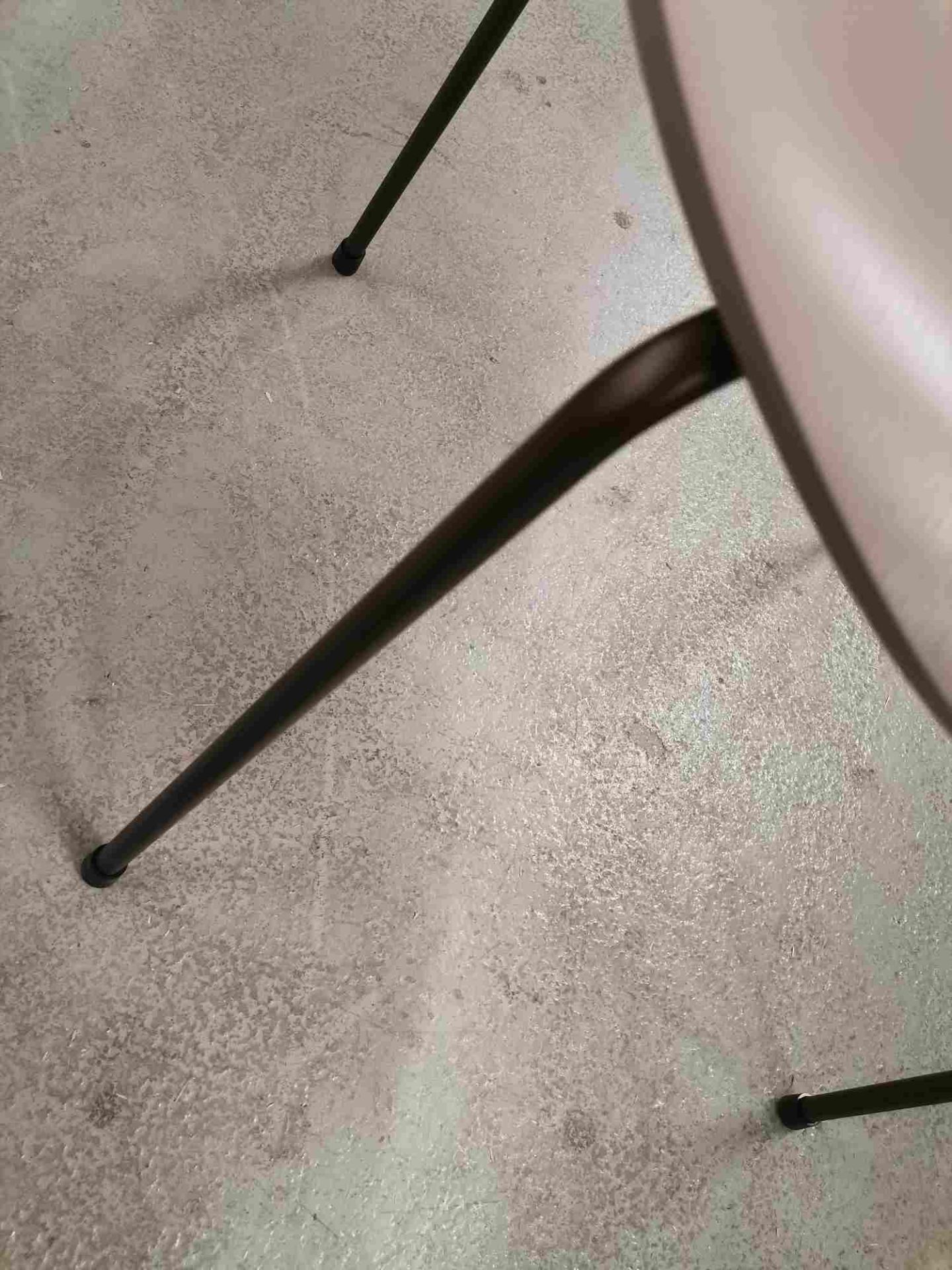 Sevens / Series 3107 Chair Ash deep clay/brown bronze SH 46 Fritz Hansen SINGLE PIECES