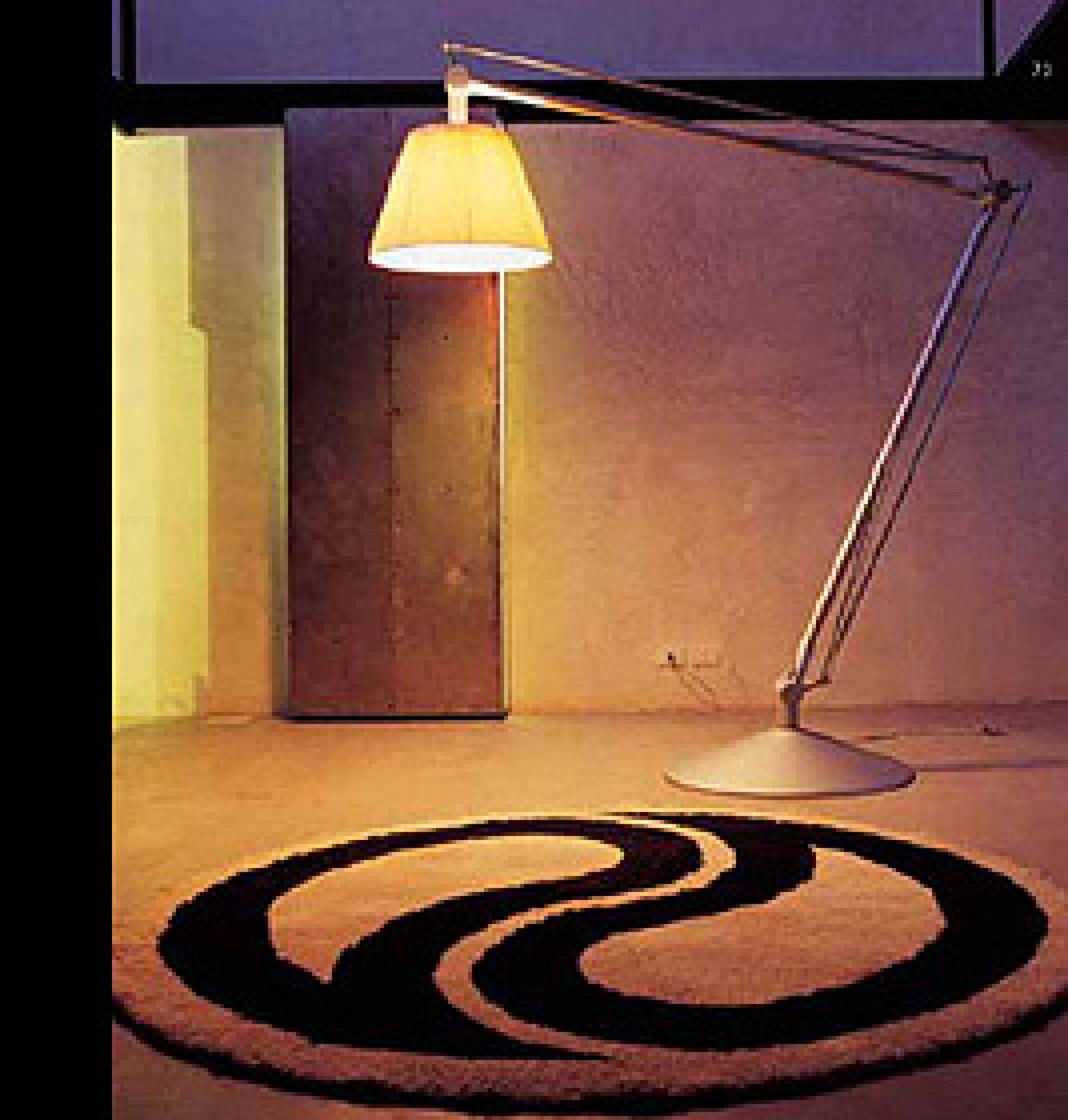Superarchimoon Floor lamp Flos