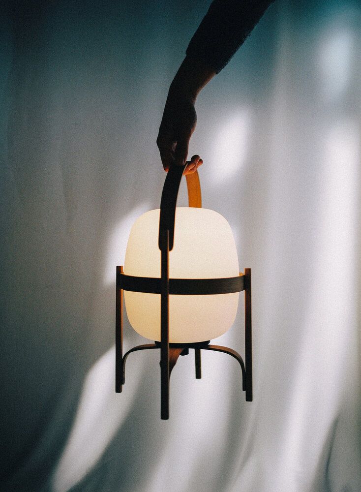 Cestita Batería Table lamp/ Battery light Santa & Cole