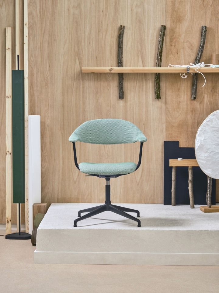 Mynt back and seat plastic office swivel chair Vitra