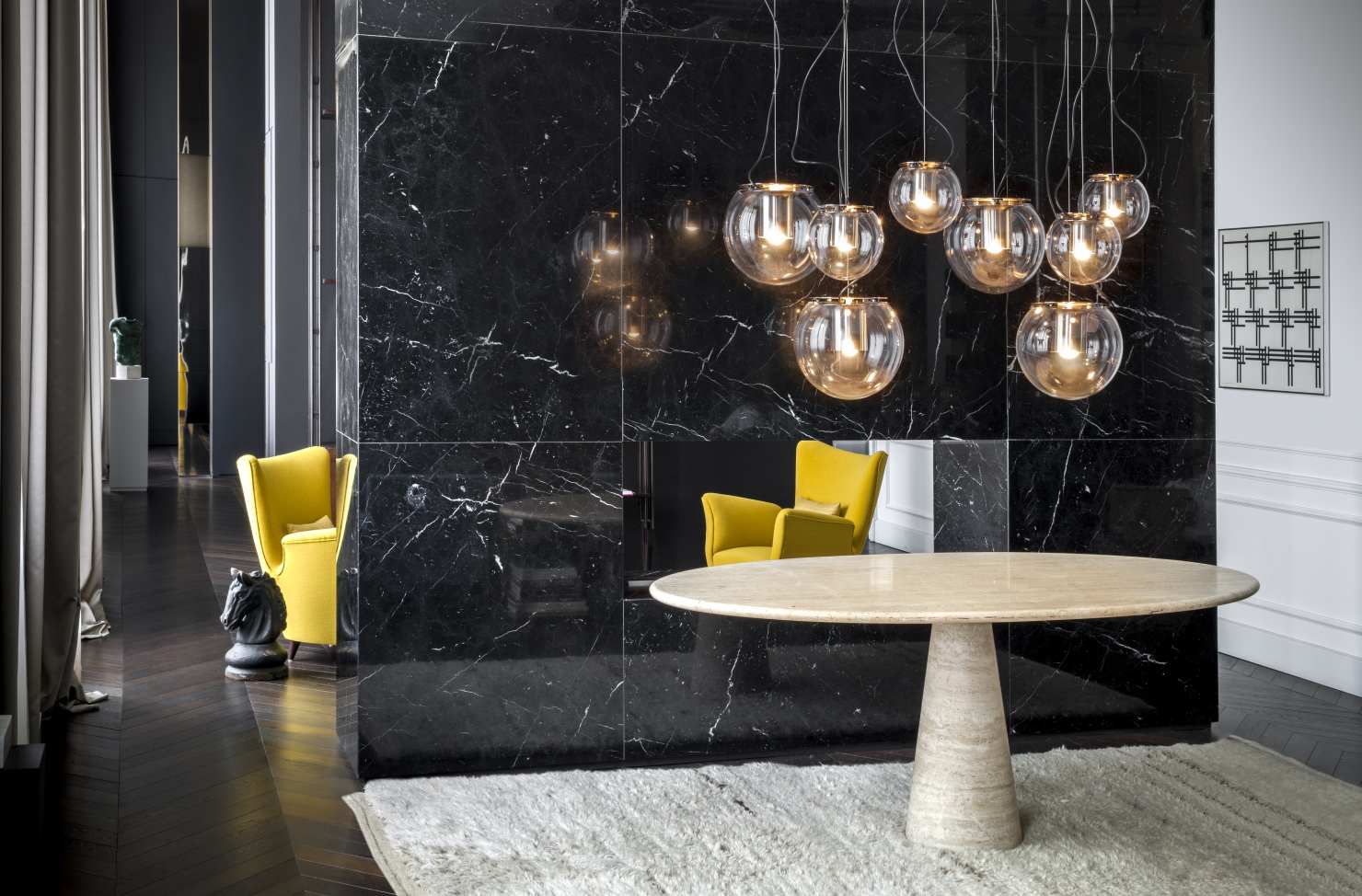 The Globe pendant light 828 Oluce