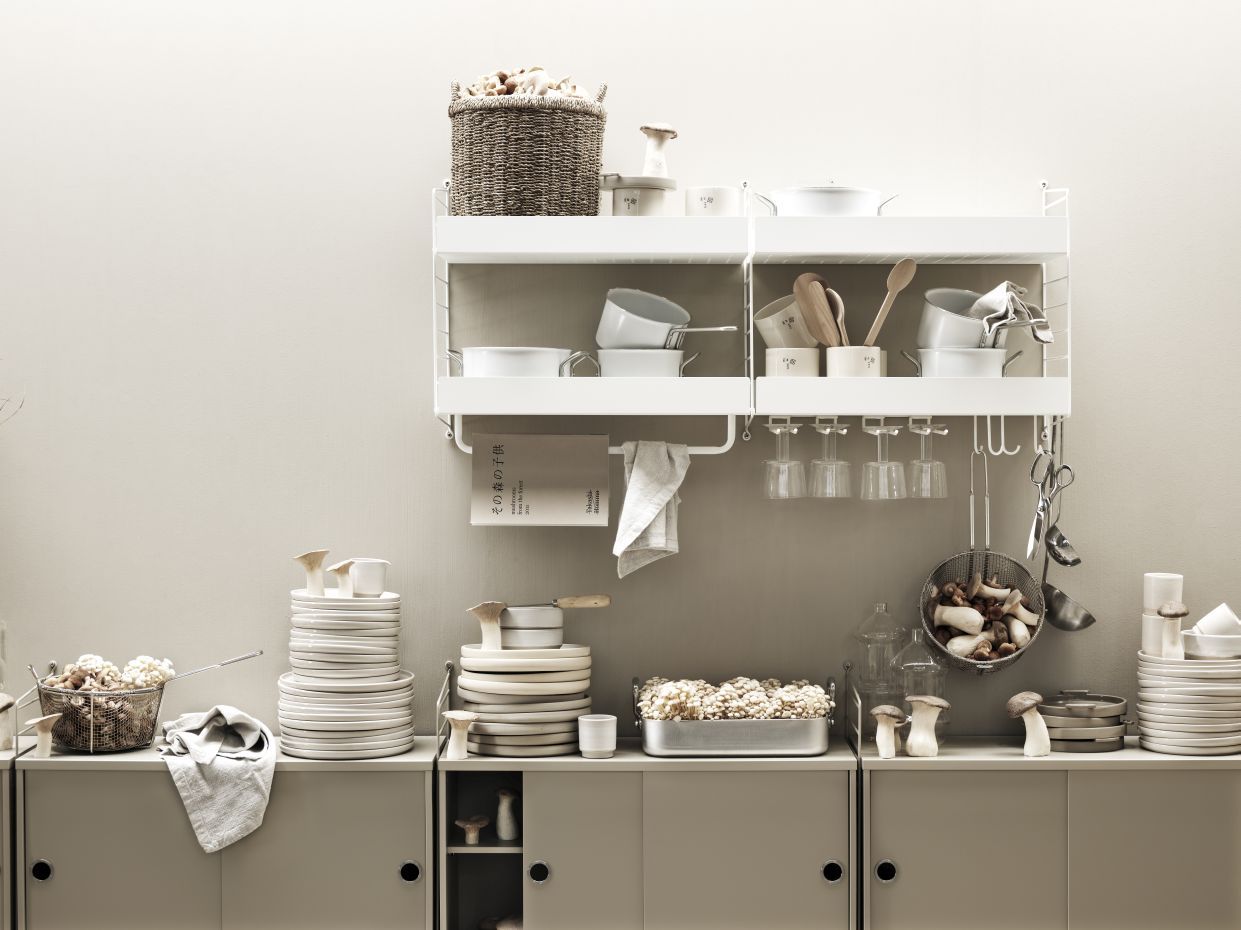 Single Piece Metal Shelf High Edge W 58 cm String Furniture    
