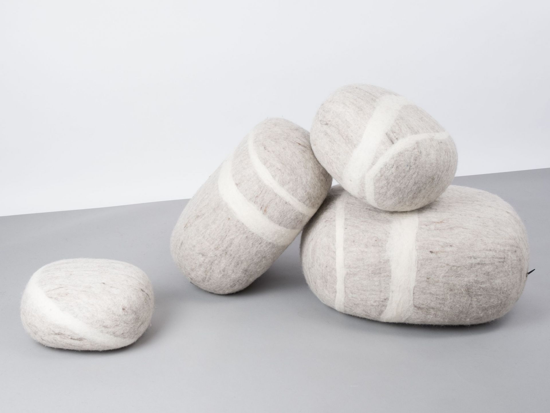 Felt Stone Stool XL Béla myfelt