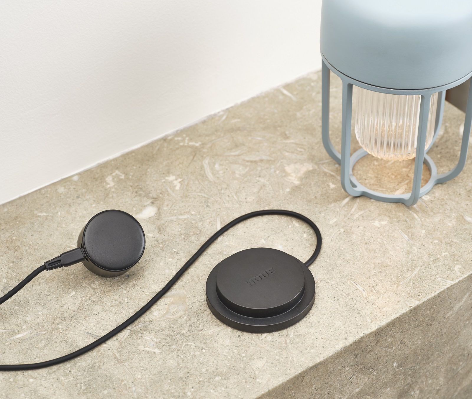 LIGHT No.1 Solar-powered lamp Indoor/Outdoor Rechargeable lamp Houe