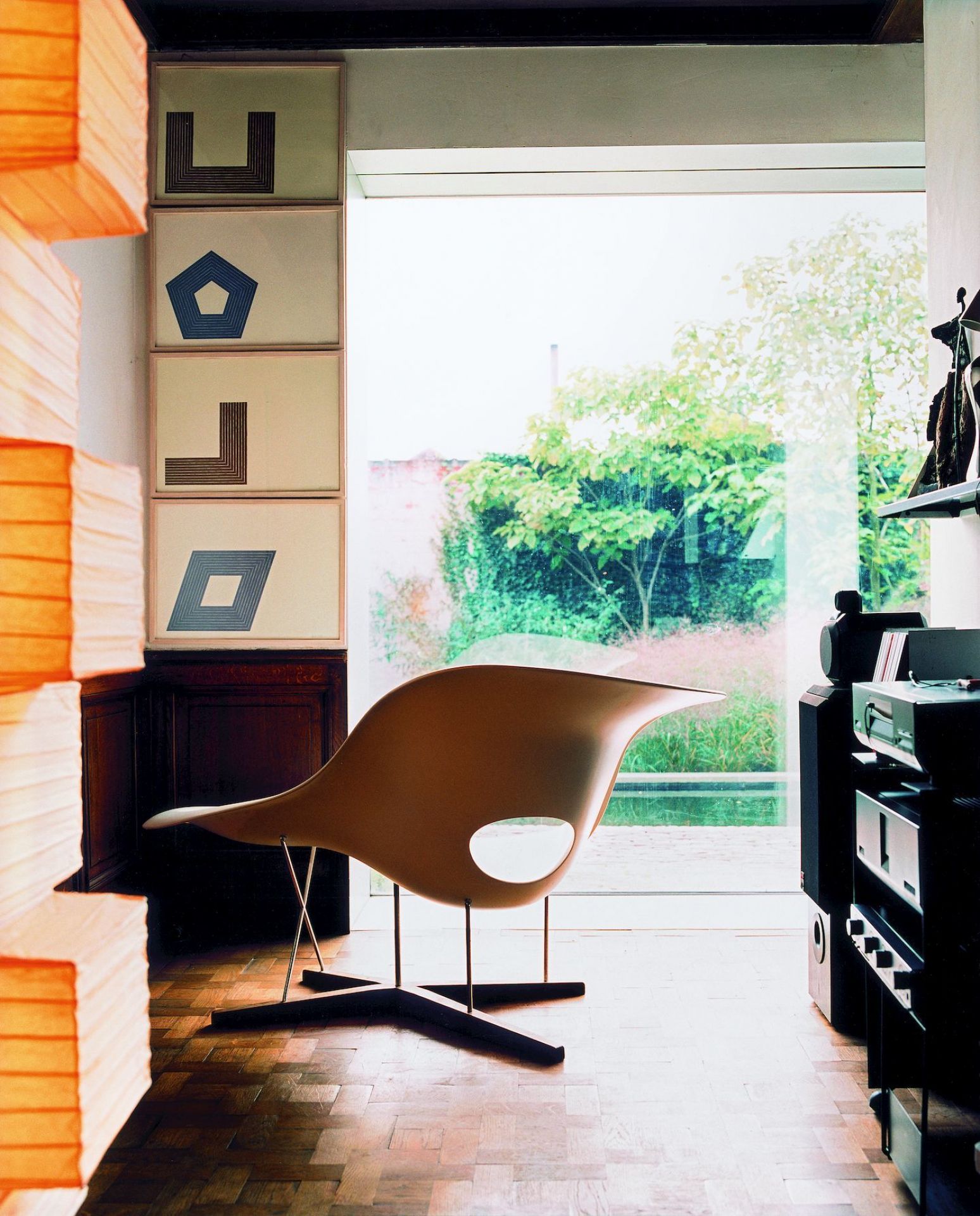 La Chaise Couch Vitra