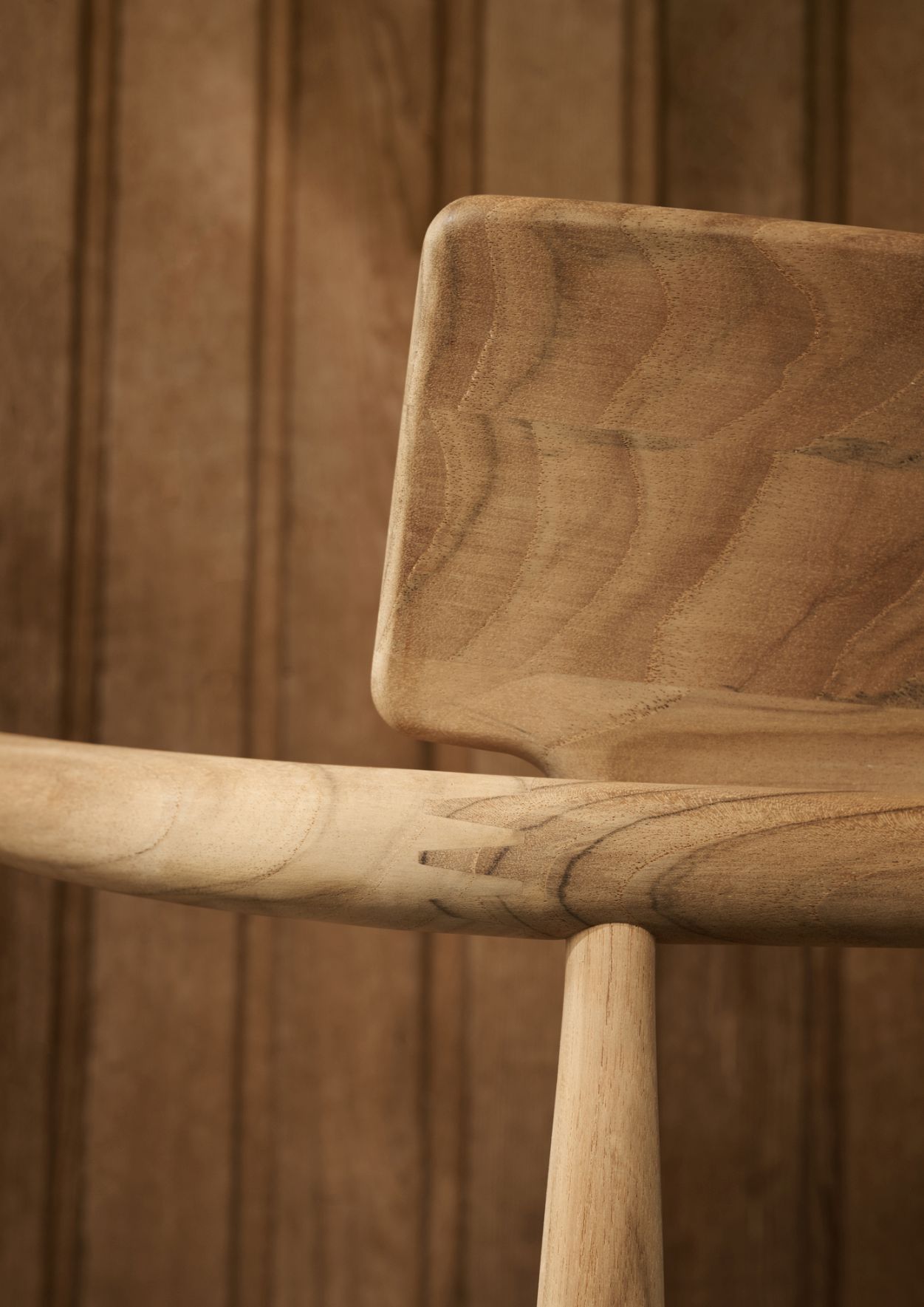E008 Embrace Outdoor Chair Carl Hansen & Søn
