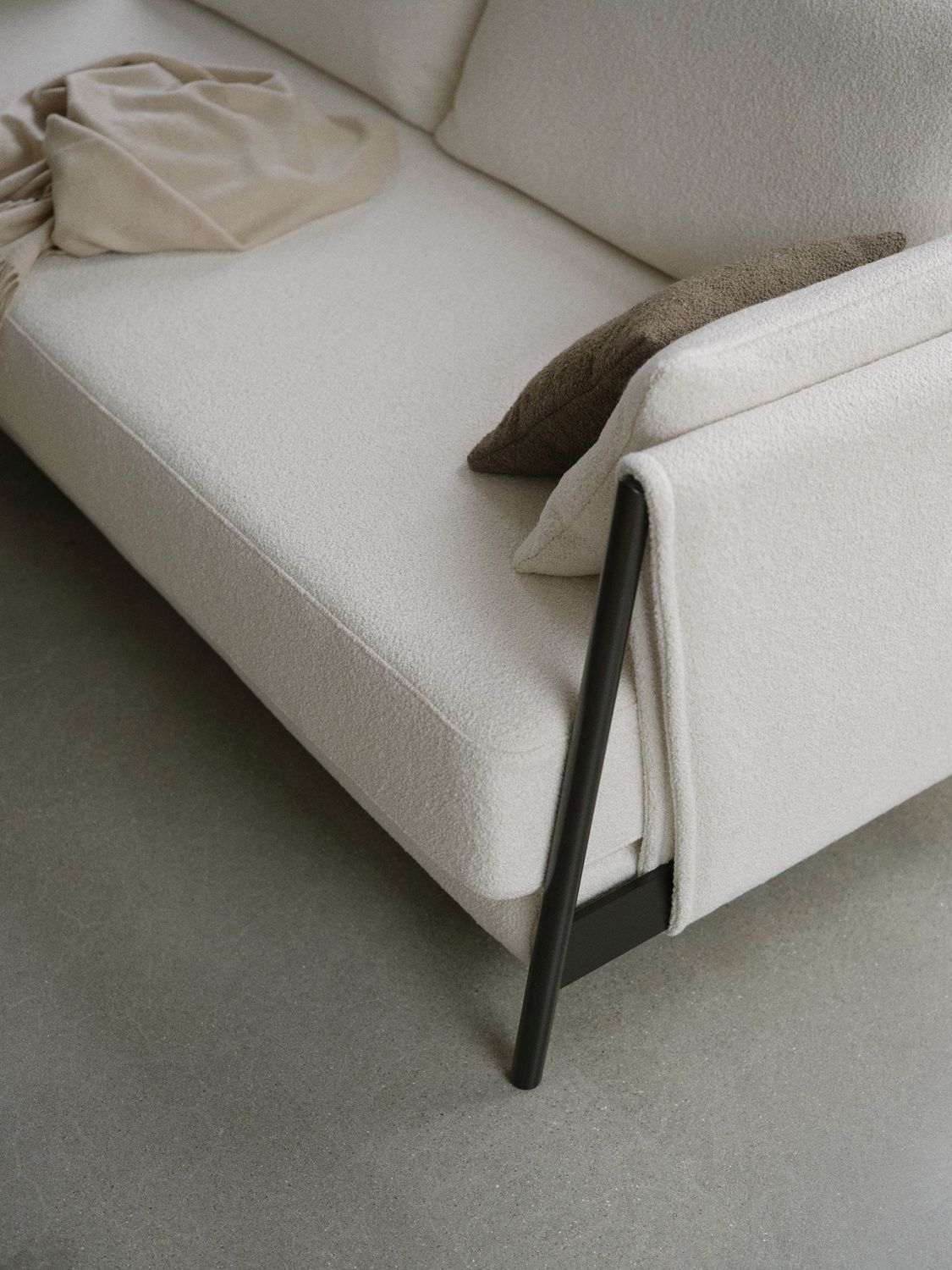 MADISON Sofa / Sofa bed Softline