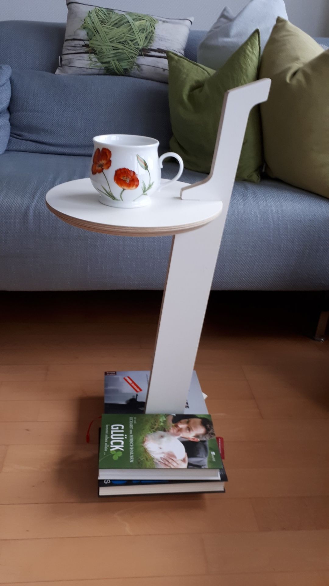 Lesestelle bookcase to go - side table Tojo