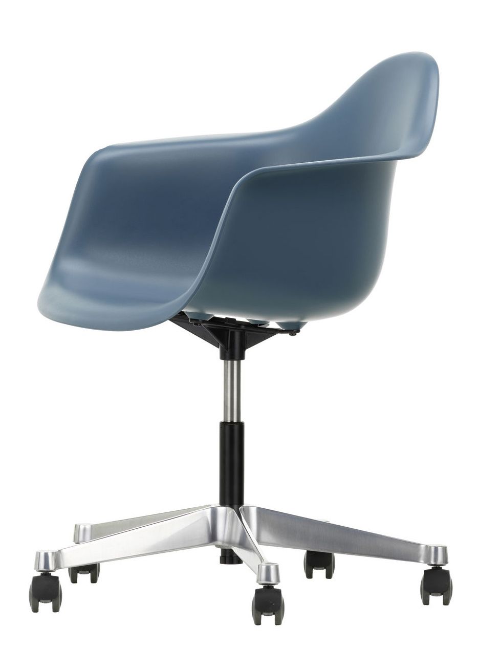 Eames Plastic Arm Chair PACC Chair Vitra