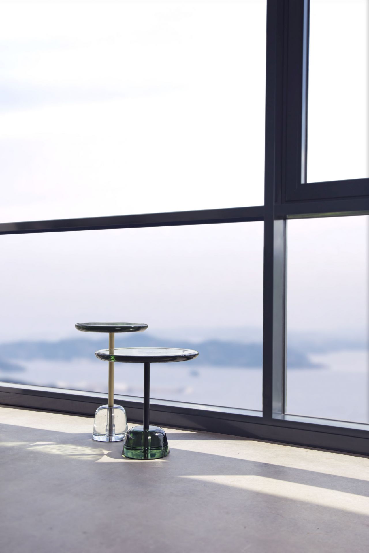 Pina high side table Pulpo