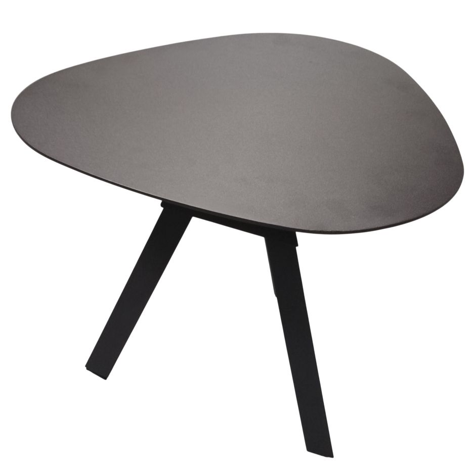 Flow Beistelltisch in Grau Metallic von Weishäupl, moderner Metalltisch mit drei schwarzen Beinen.