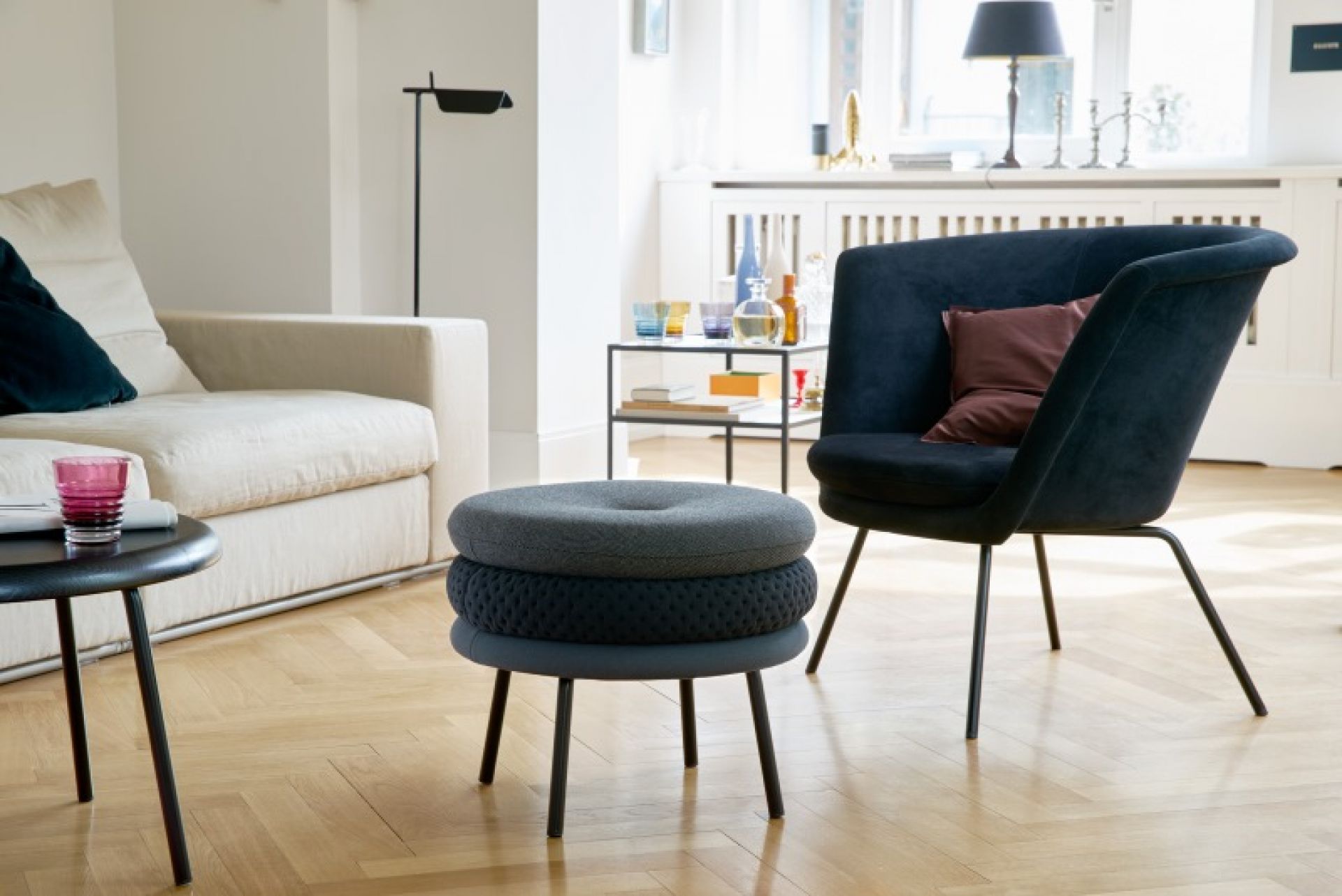H57 Armchair Richard Lampert