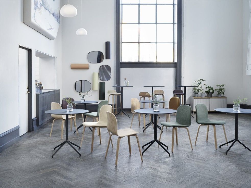 Framed Mirror small Muuto