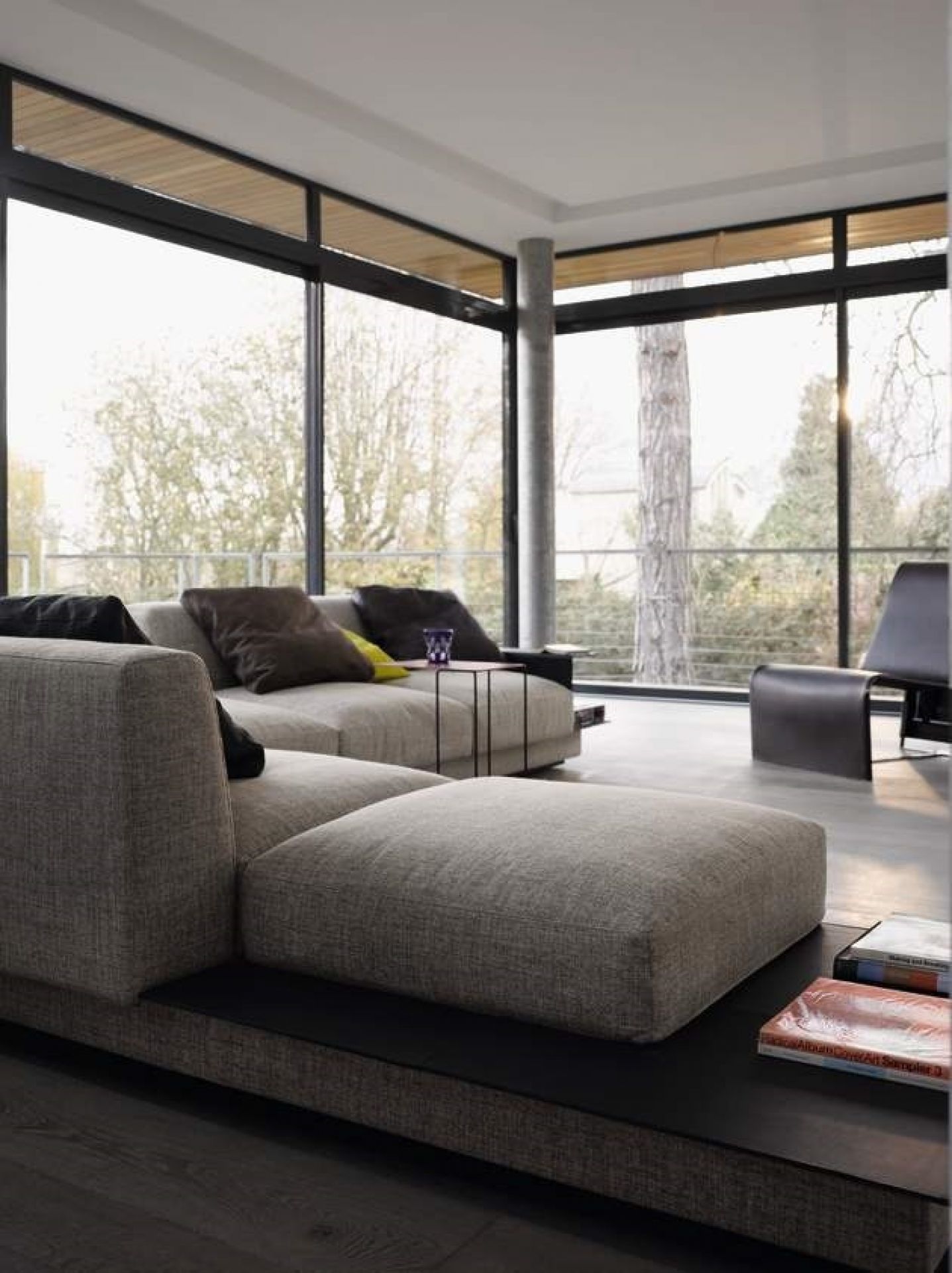 Oki Side table Walter Knoll