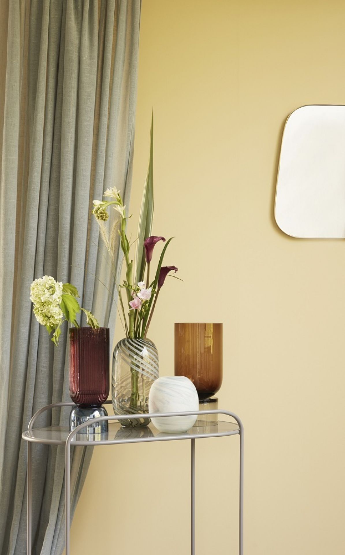 Vase Glass green/white Hübsch Interior SINGLE PIECES
