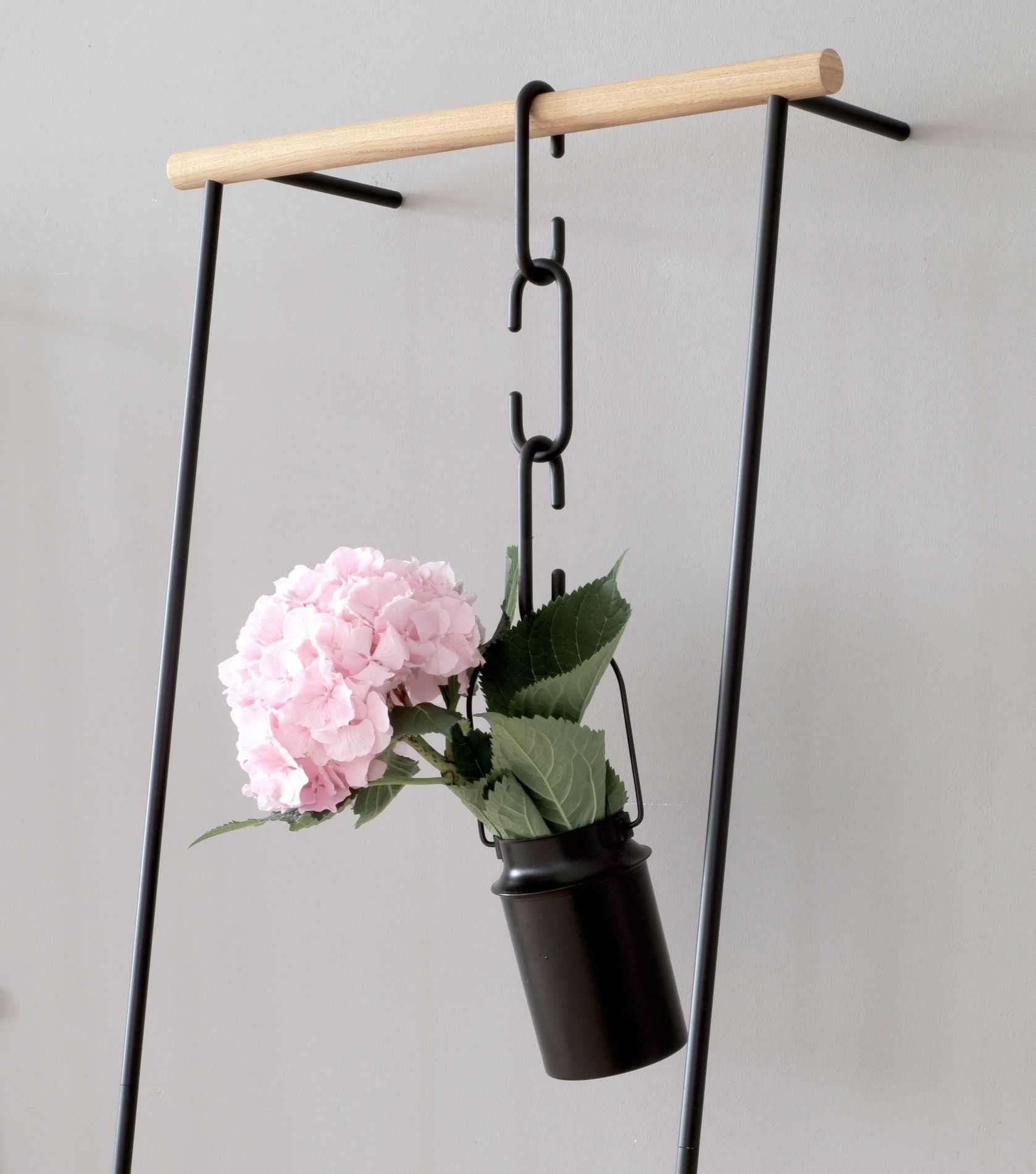 Leanon II leaning coatrack black Roomsafari