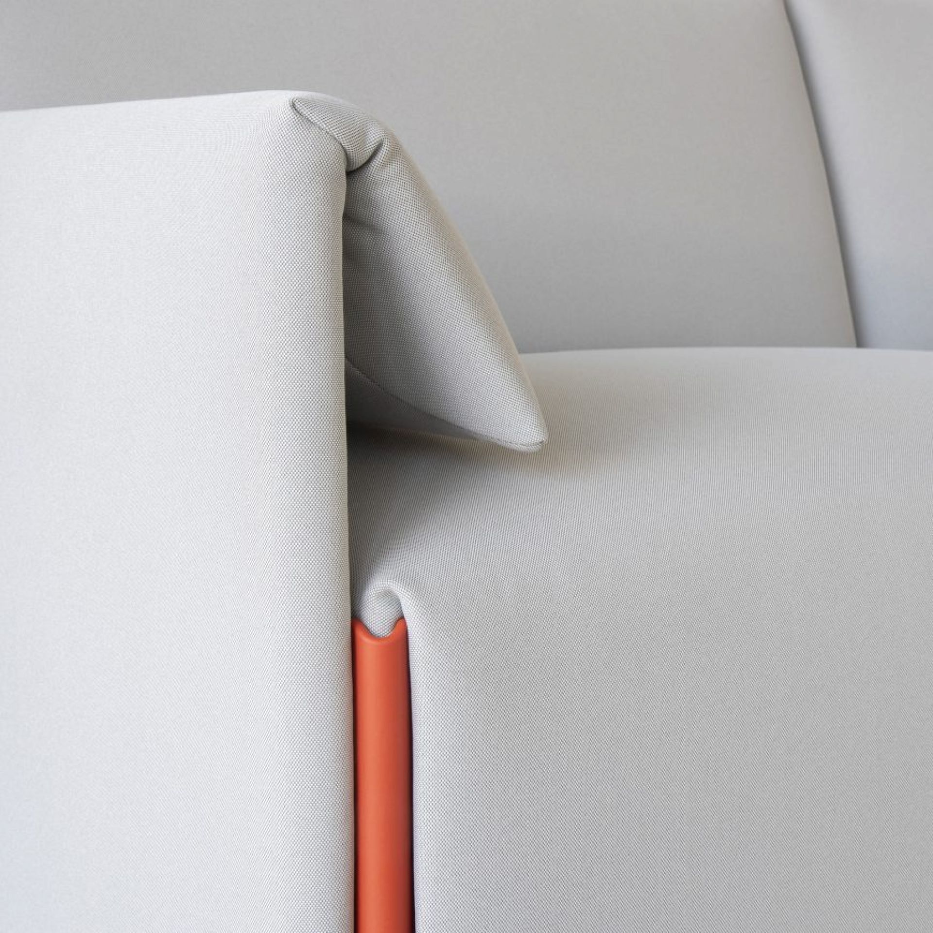 Costume Armchair with Armrest Magis